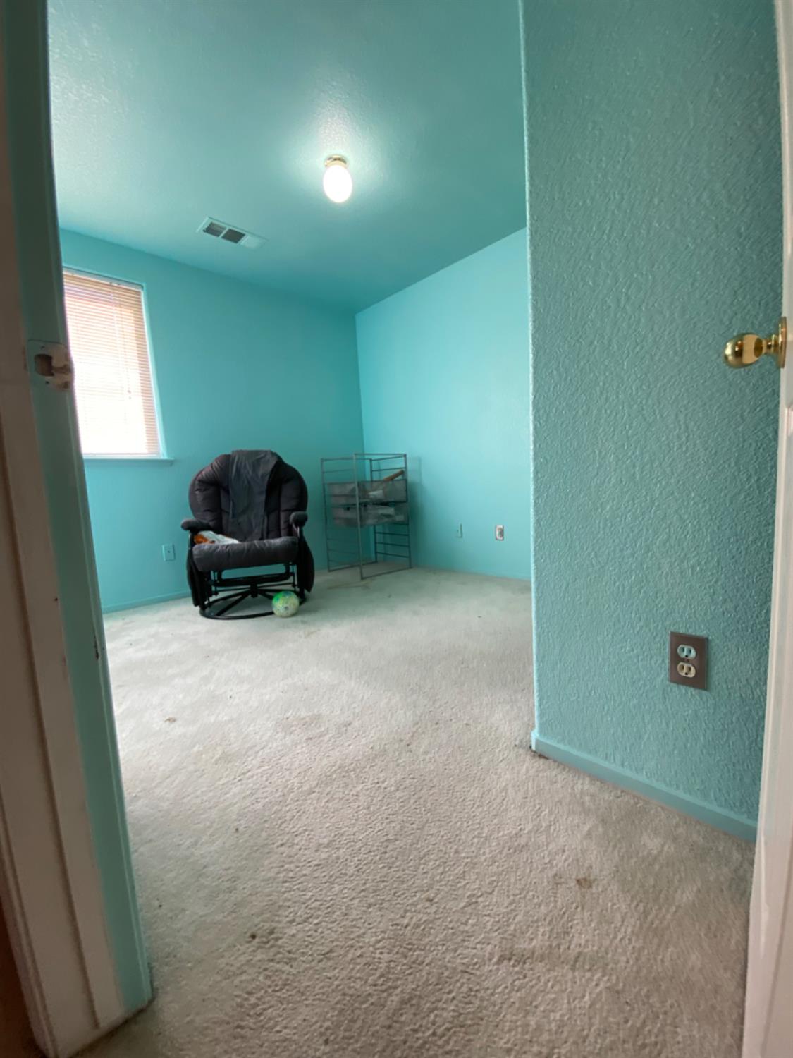 2800 Skybrite Dr, Ceres, CA 95307