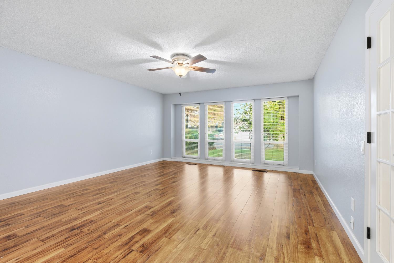 1416 Buttonwillow Dr, Modesto, CA 95355