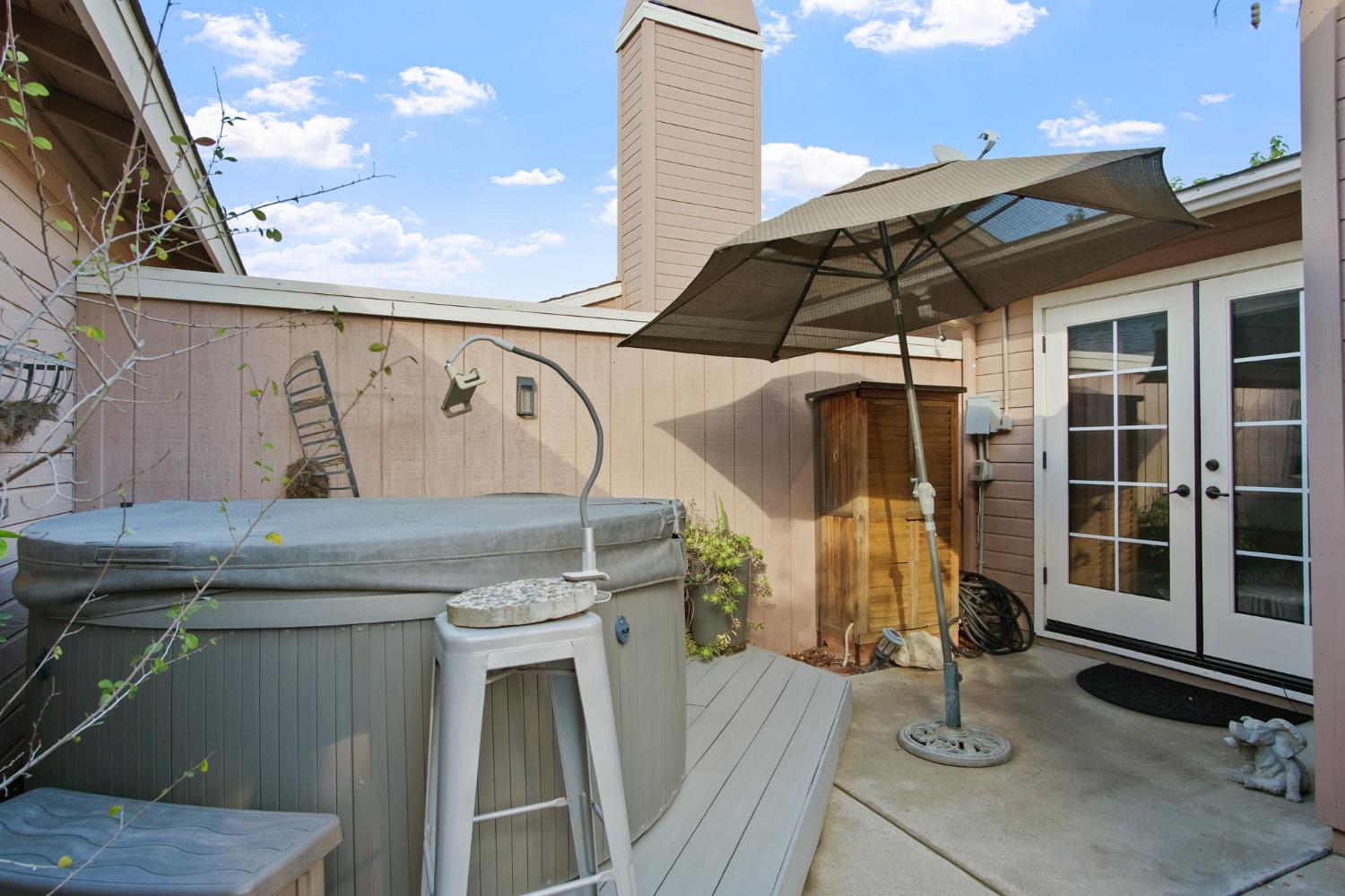 1200 Lakewood Ave #2, Modesto, CA 95355