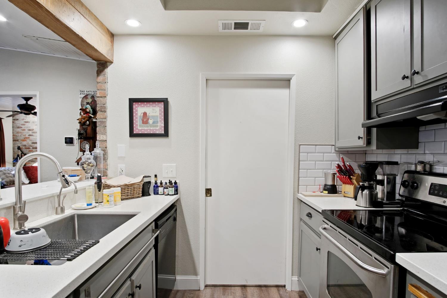 1200 Lakewood Ave #2, Modesto, CA 95355