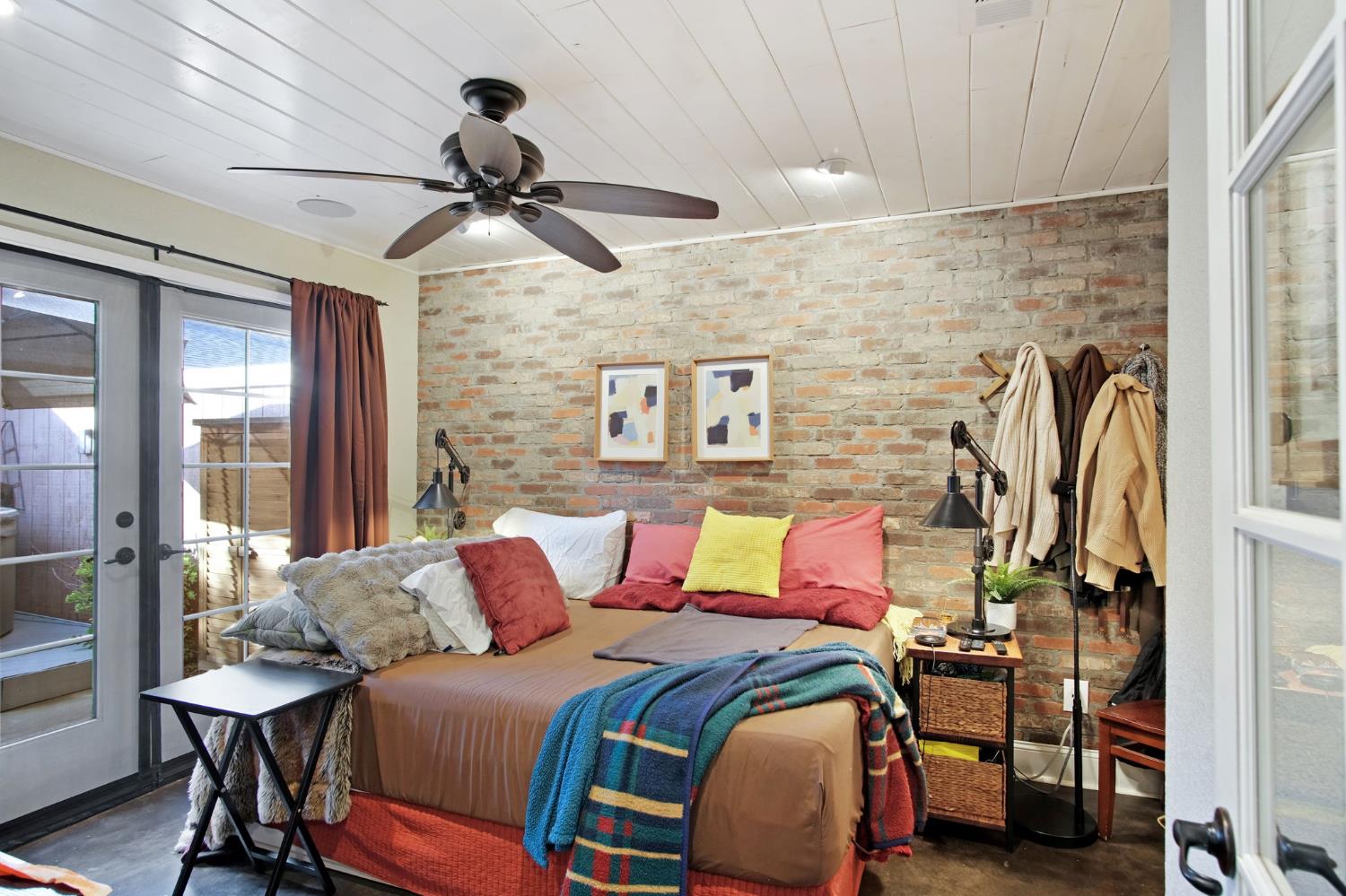 1200 Lakewood Ave #2, Modesto, CA 95355