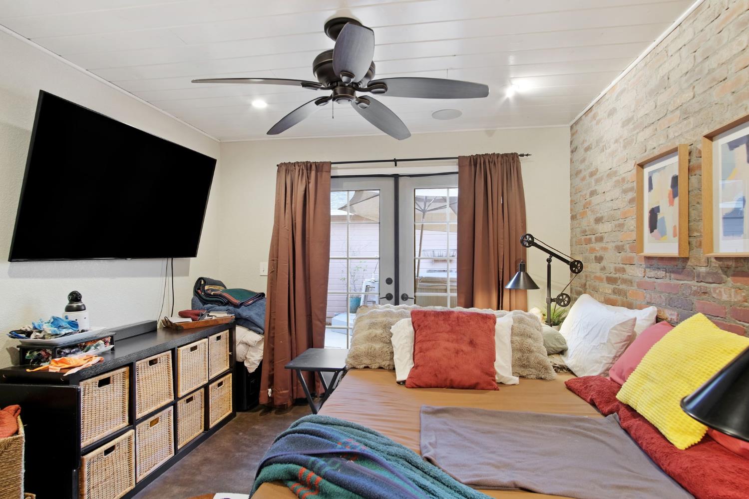 1200 Lakewood Ave #2, Modesto, CA 95355