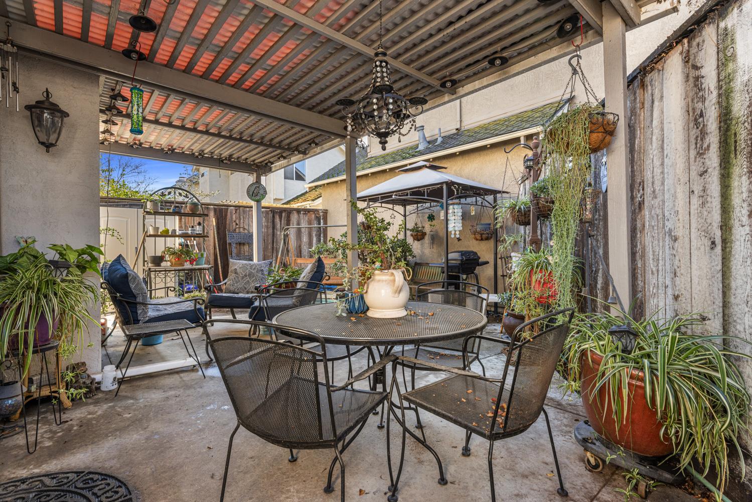 2812 Stone Ter, Modesto, CA 95355