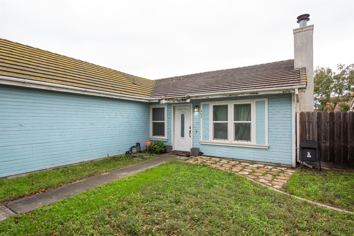 405 Melbourne Dr, Modesto, CA 95357