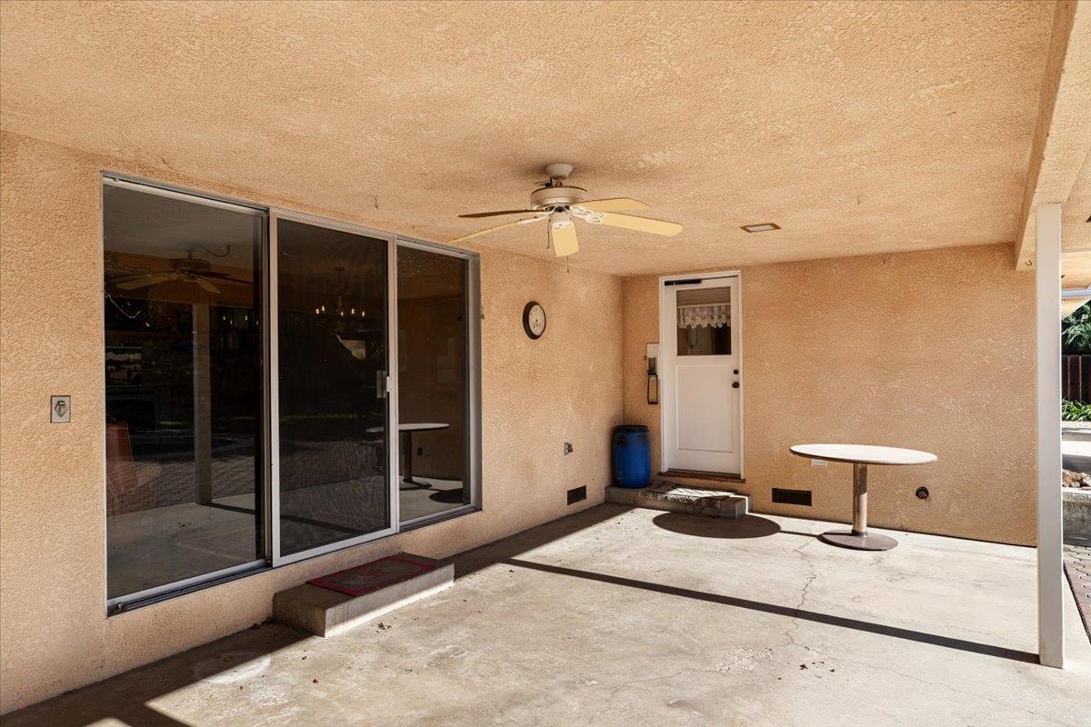 1410 Hillview Dr, Modesto, CA 95351