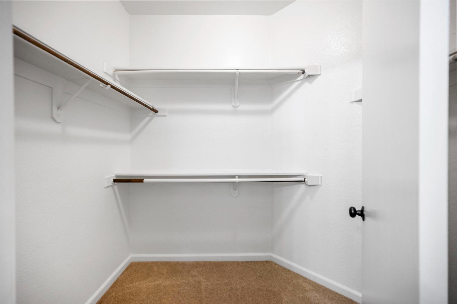 2526 River Cove Dr, Riverbank, CA 95367