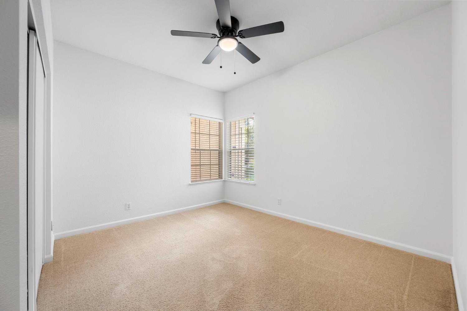 2526 River Cove Dr, Riverbank, CA 95367