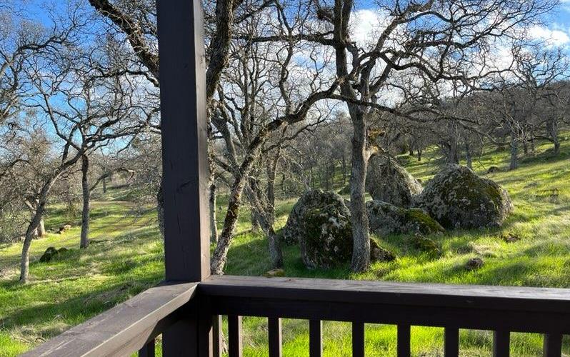 2460 Sulkey Ct, Copperopolis, CA 95228