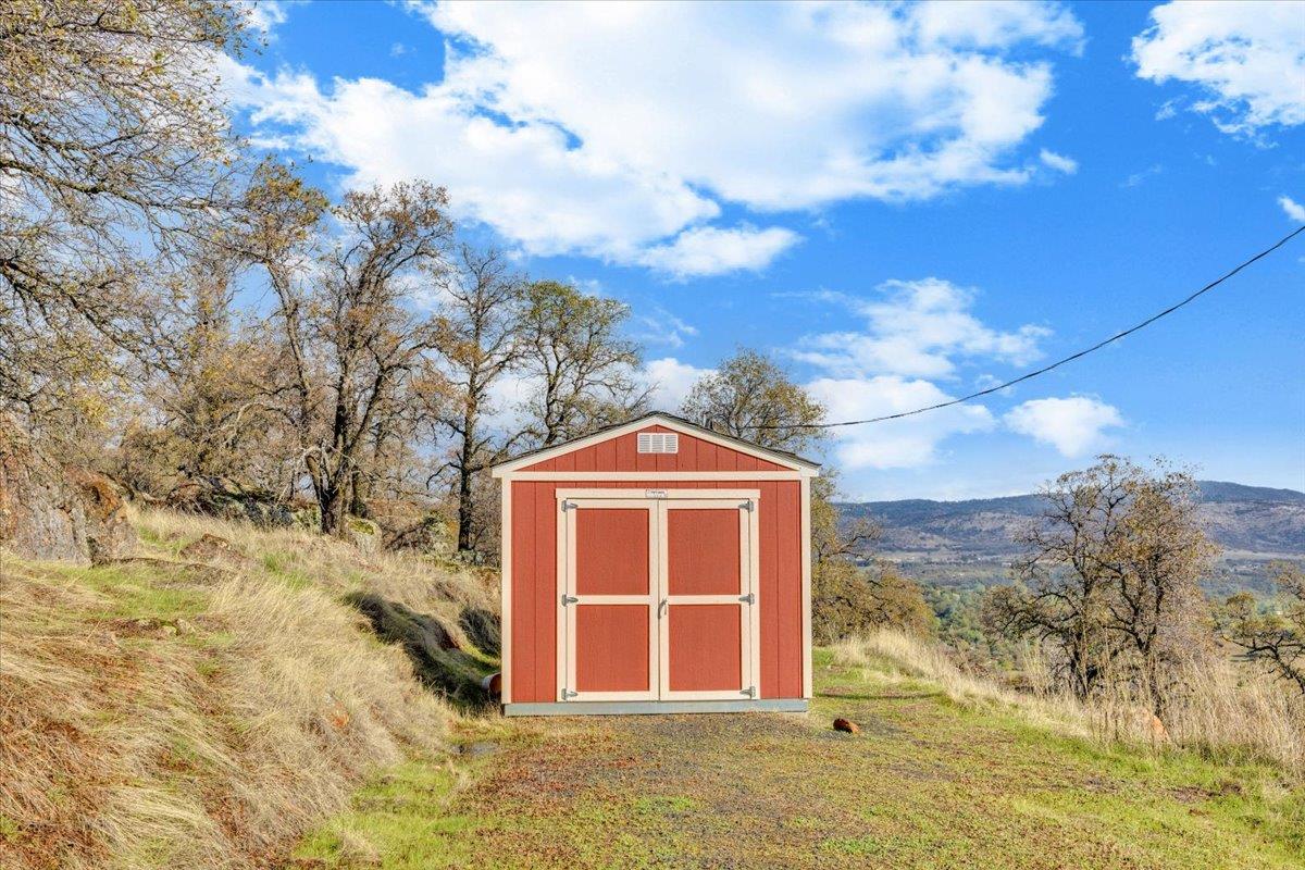 2460 Sulkey Ct, Copperopolis, CA 95228