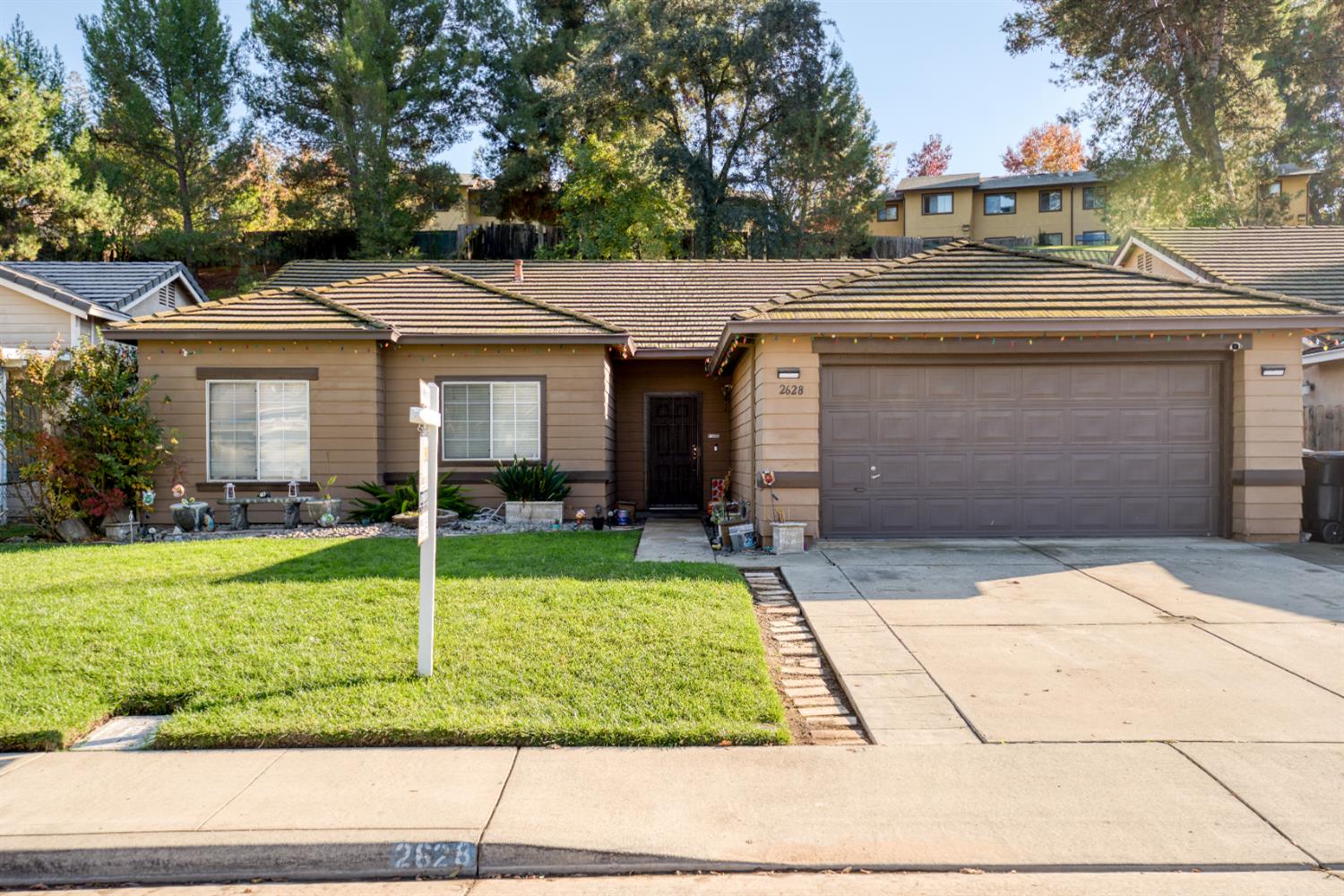 2628 Briarcliff Dr, Riverbank, CA 95367