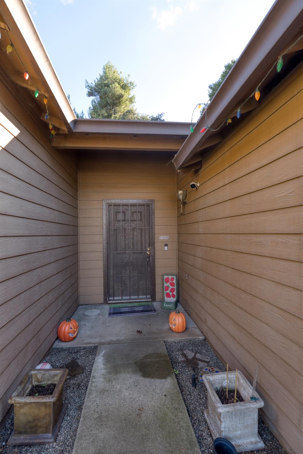 2628 Briarcliff Dr, Riverbank, CA 95367