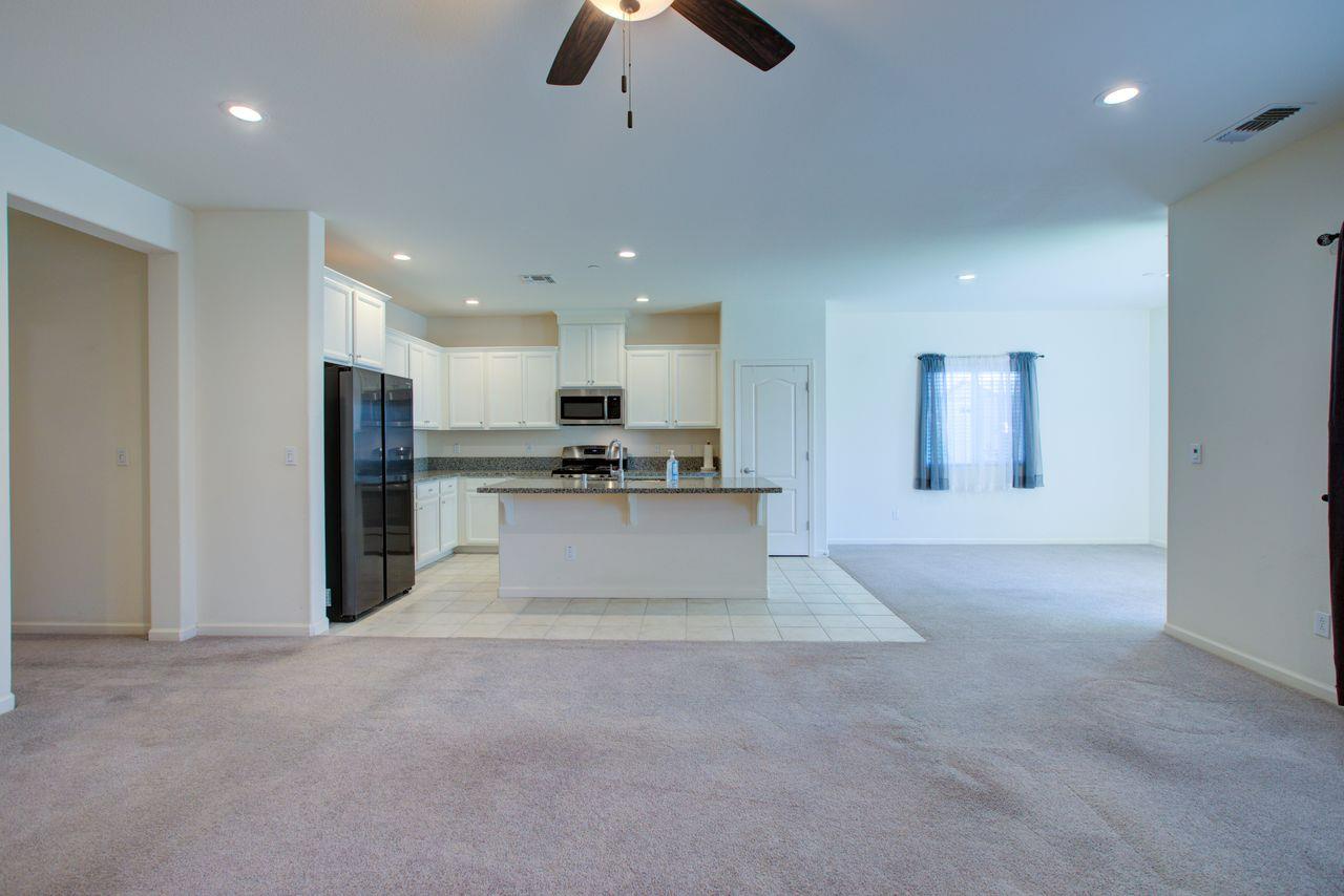 608 Machado St, Los Banos, CA 93635