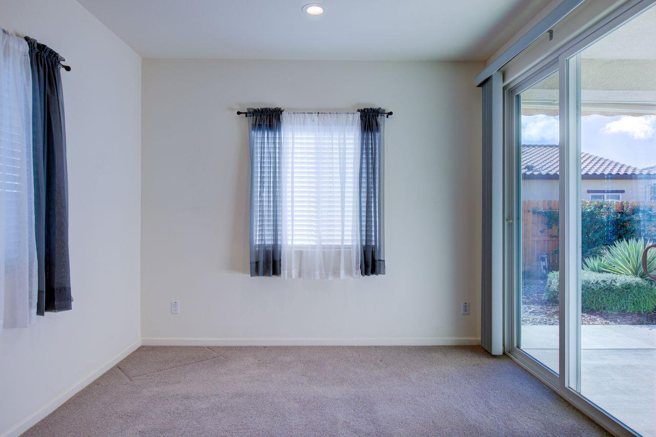 608 Machado St, Los Banos, CA 93635