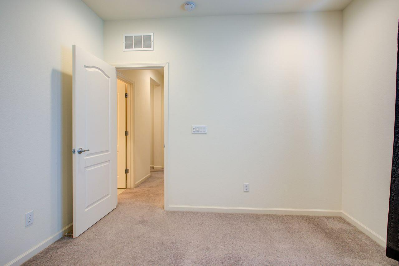 608 Machado St, Los Banos, CA 93635