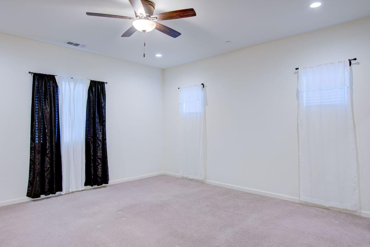 608 Machado St, Los Banos, CA 93635