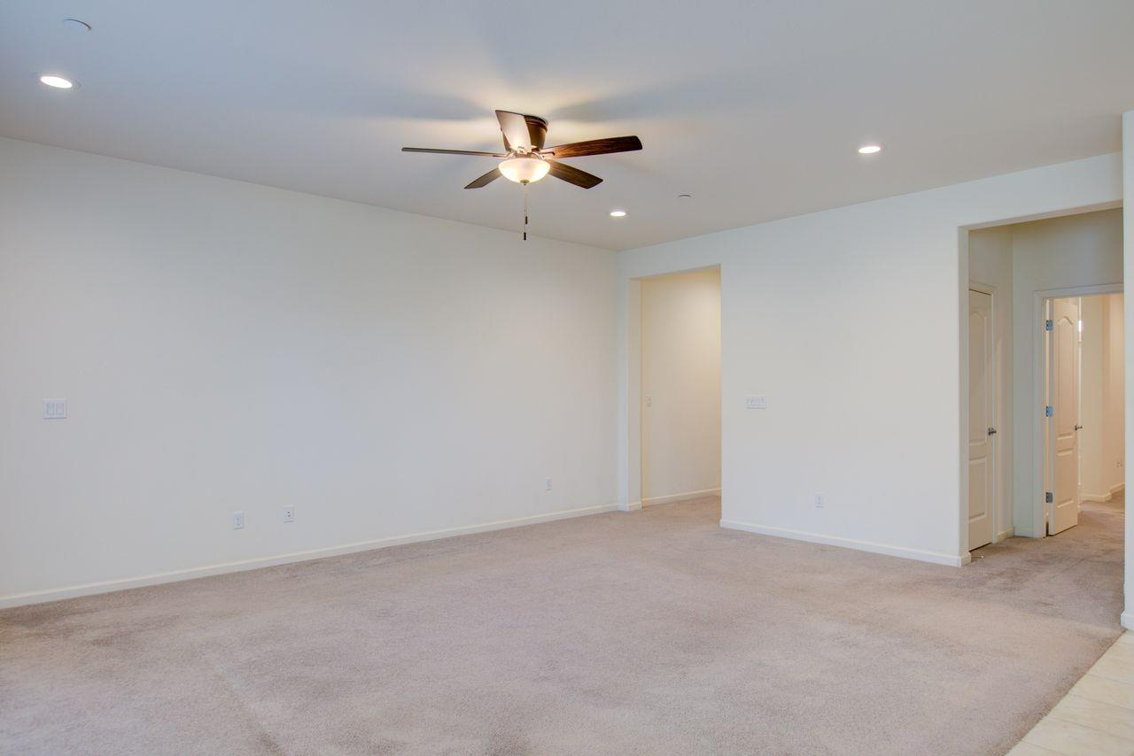 608 Machado St, Los Banos, CA 93635