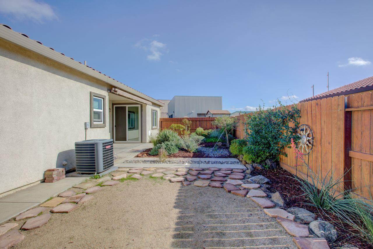 608 Machado St, Los Banos, CA 93635