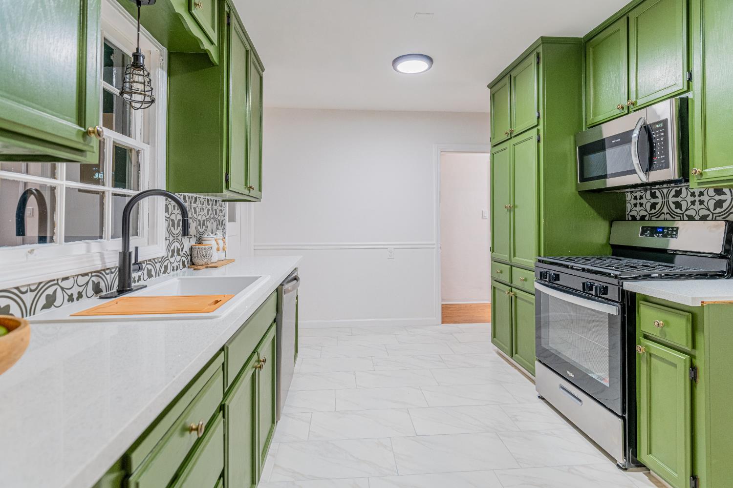 435 Olive Ave, Modesto, CA 95350