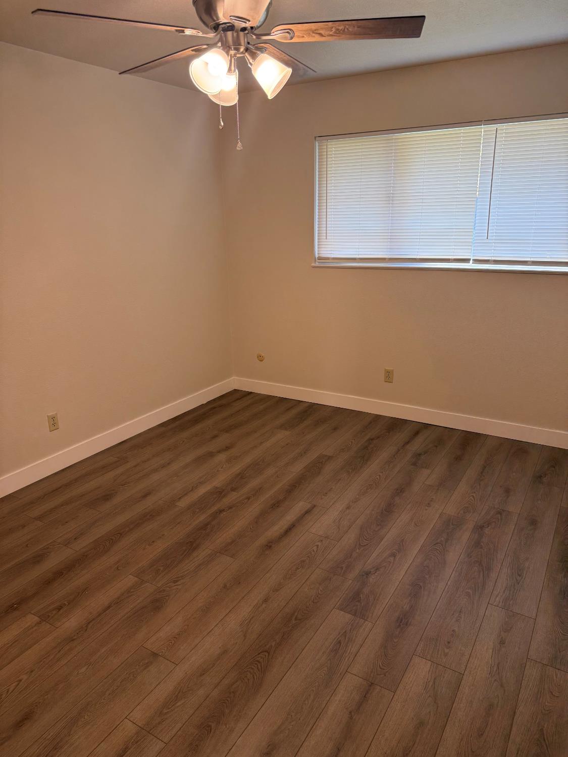 215 Floyd Ave #31, Modesto, CA 95350