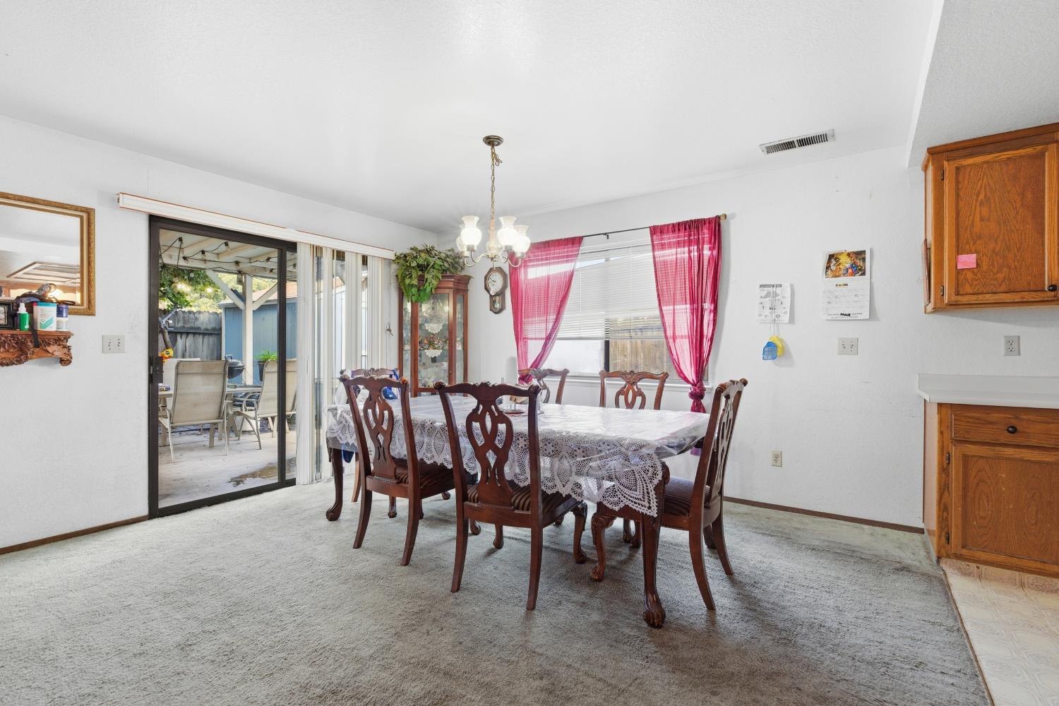 932 Arambel Dr, Patterson, CA 95363