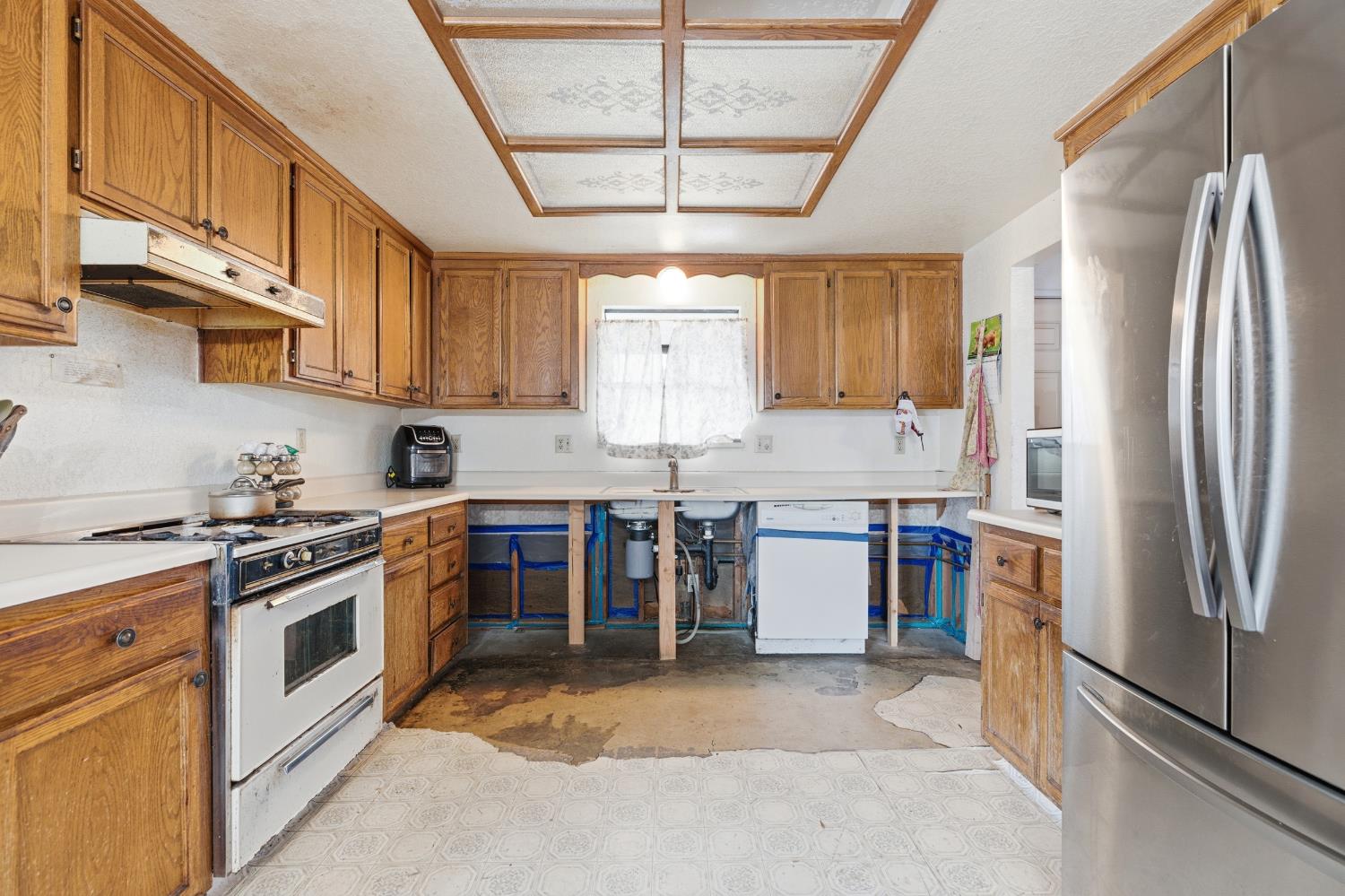 932 Arambel Dr, Patterson, CA 95363