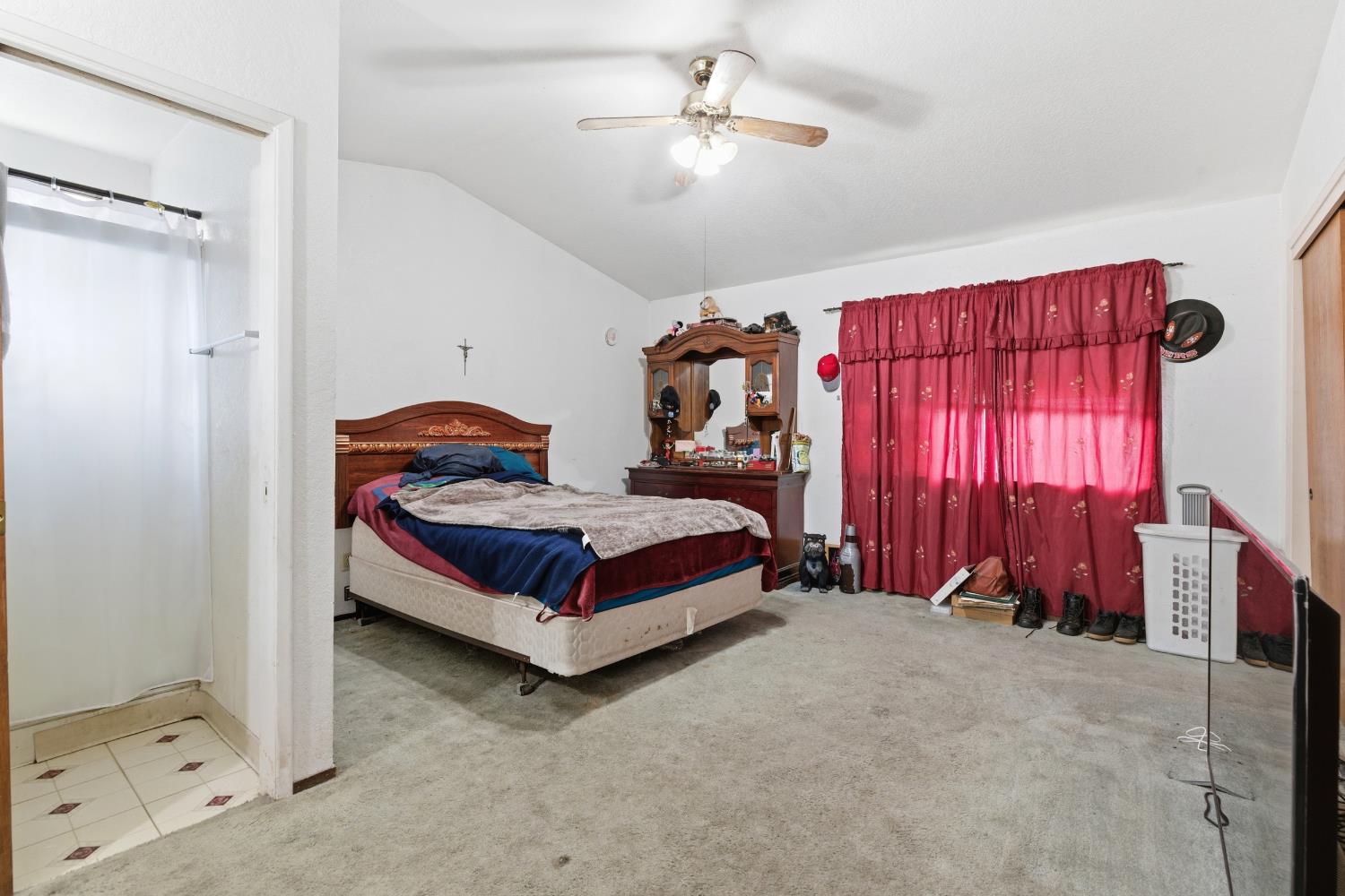 932 Arambel Dr, Patterson, CA 95363