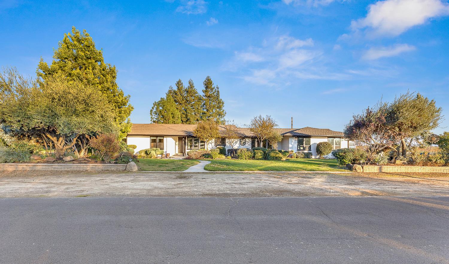 5812 N Walnut Rd, Turlock, CA 95382