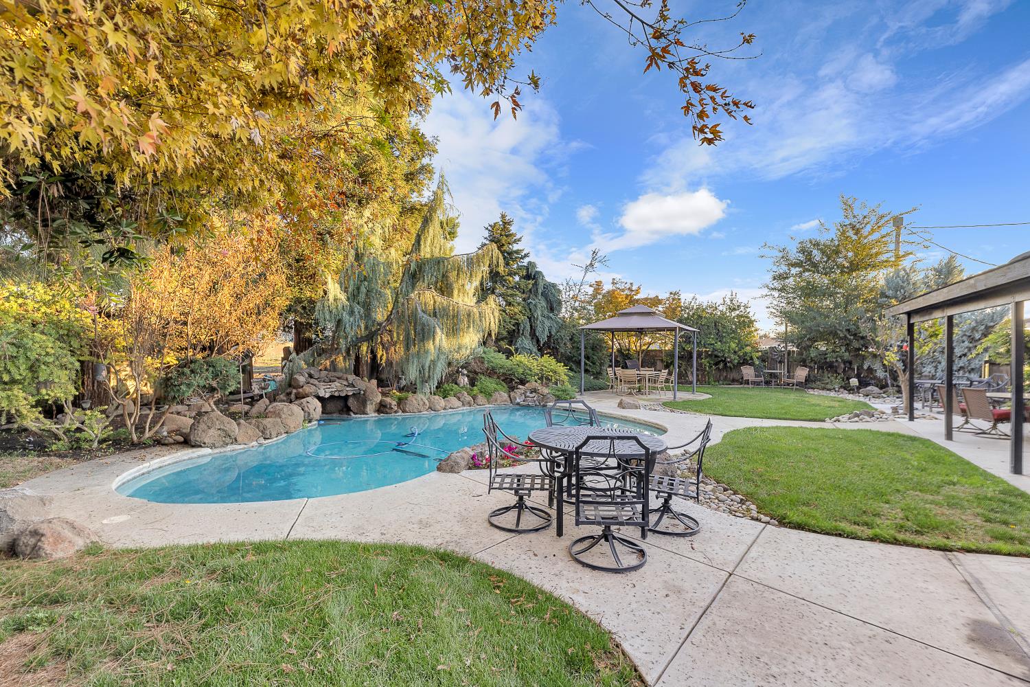 5812 N Walnut Rd, Turlock, CA 95382