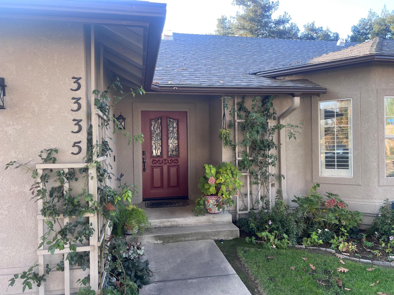 3335 Scottlee Dr, Turlock, CA 95382