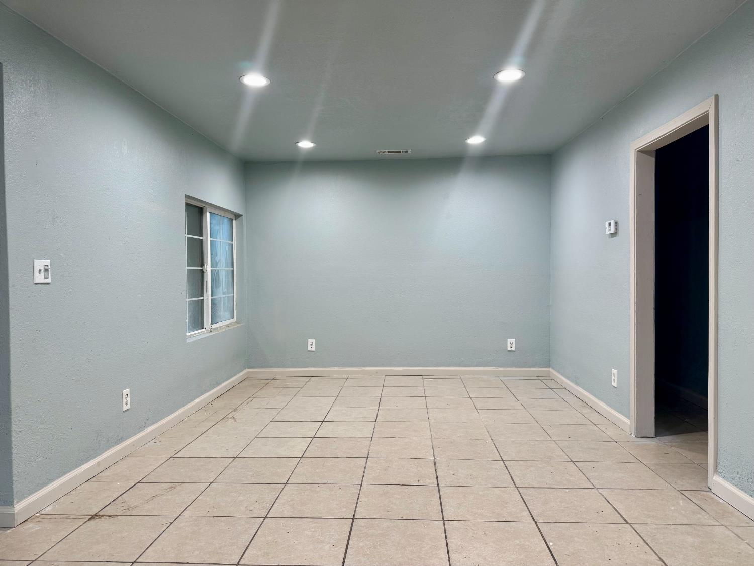 1401 Inyo Ave, Modesto, CA 95358