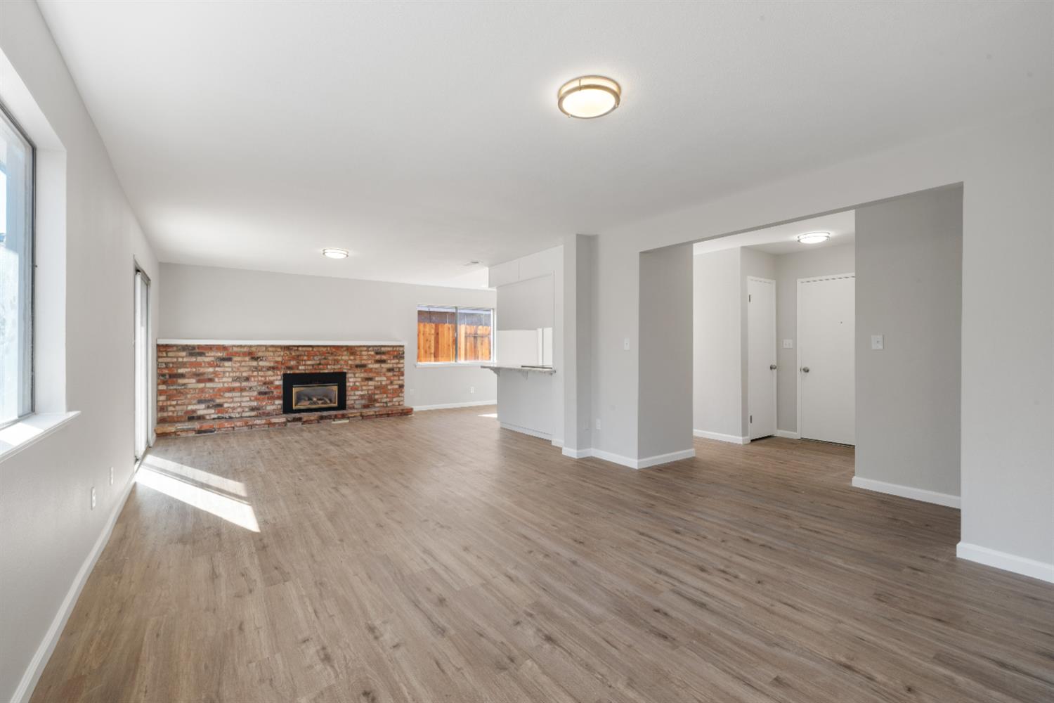 3238 Sacramento Dr, Merced, CA 95348