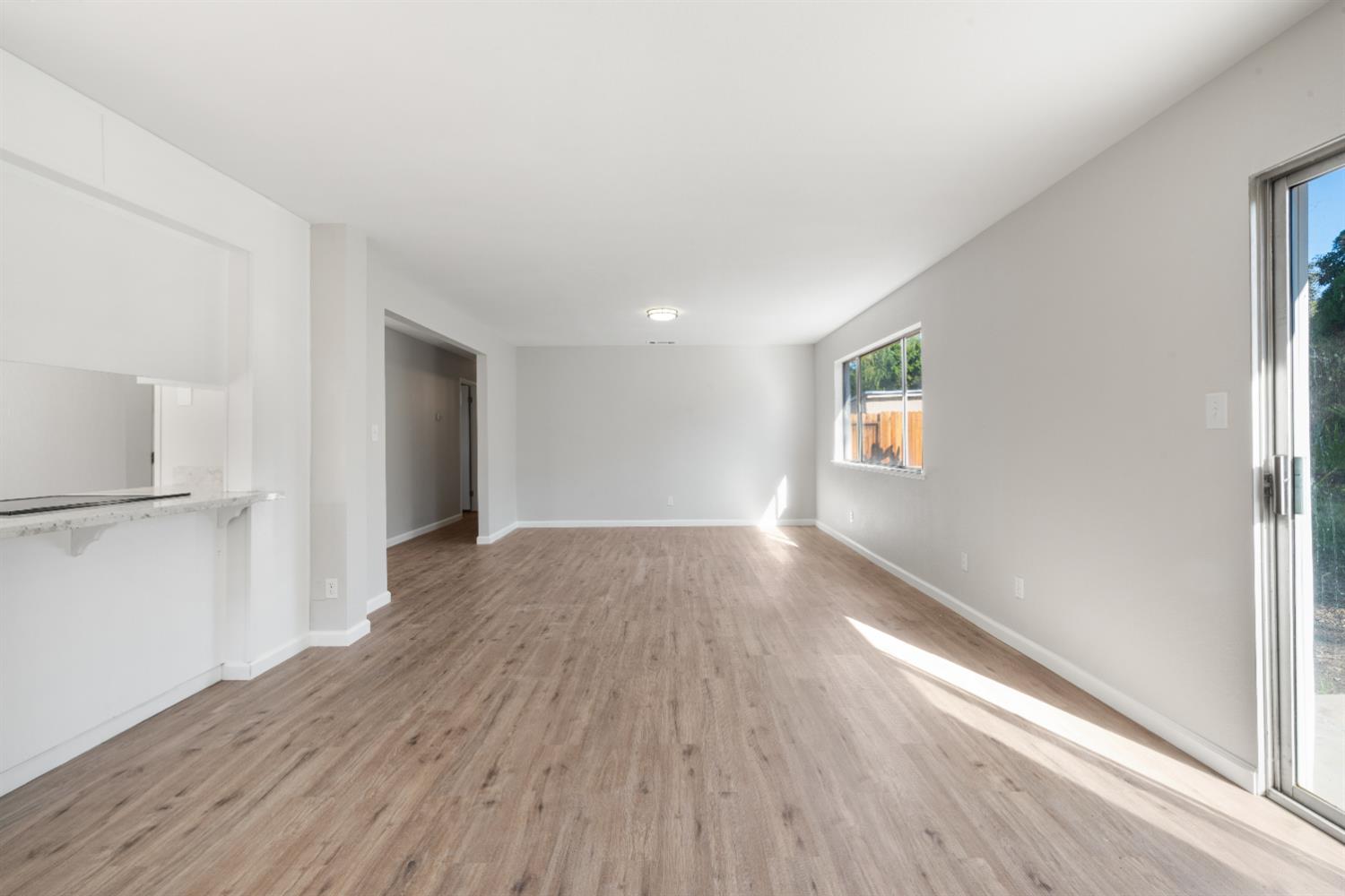 3238 Sacramento Dr, Merced, CA 95348