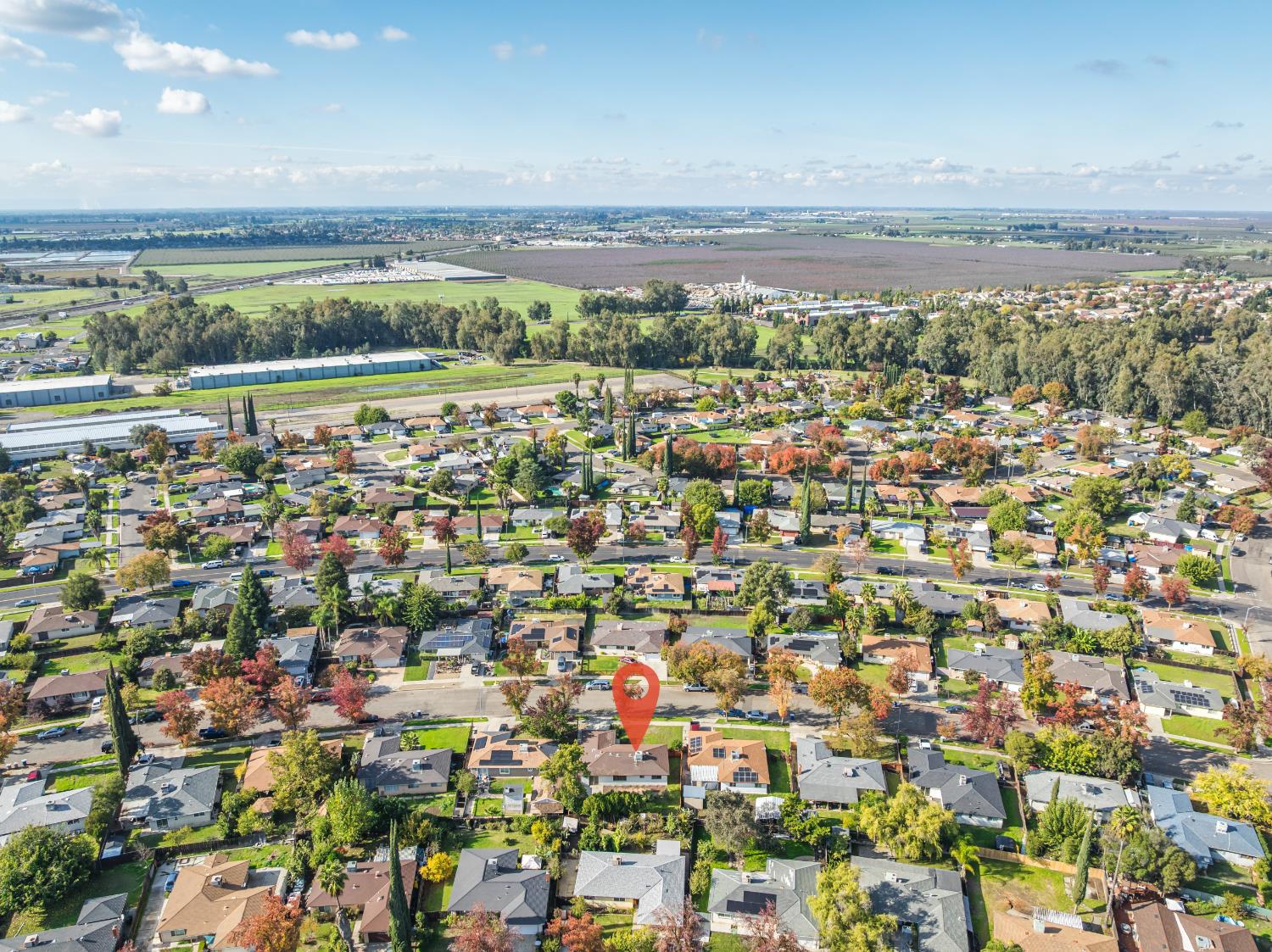 3238 Sacramento Dr, Merced, CA 95348