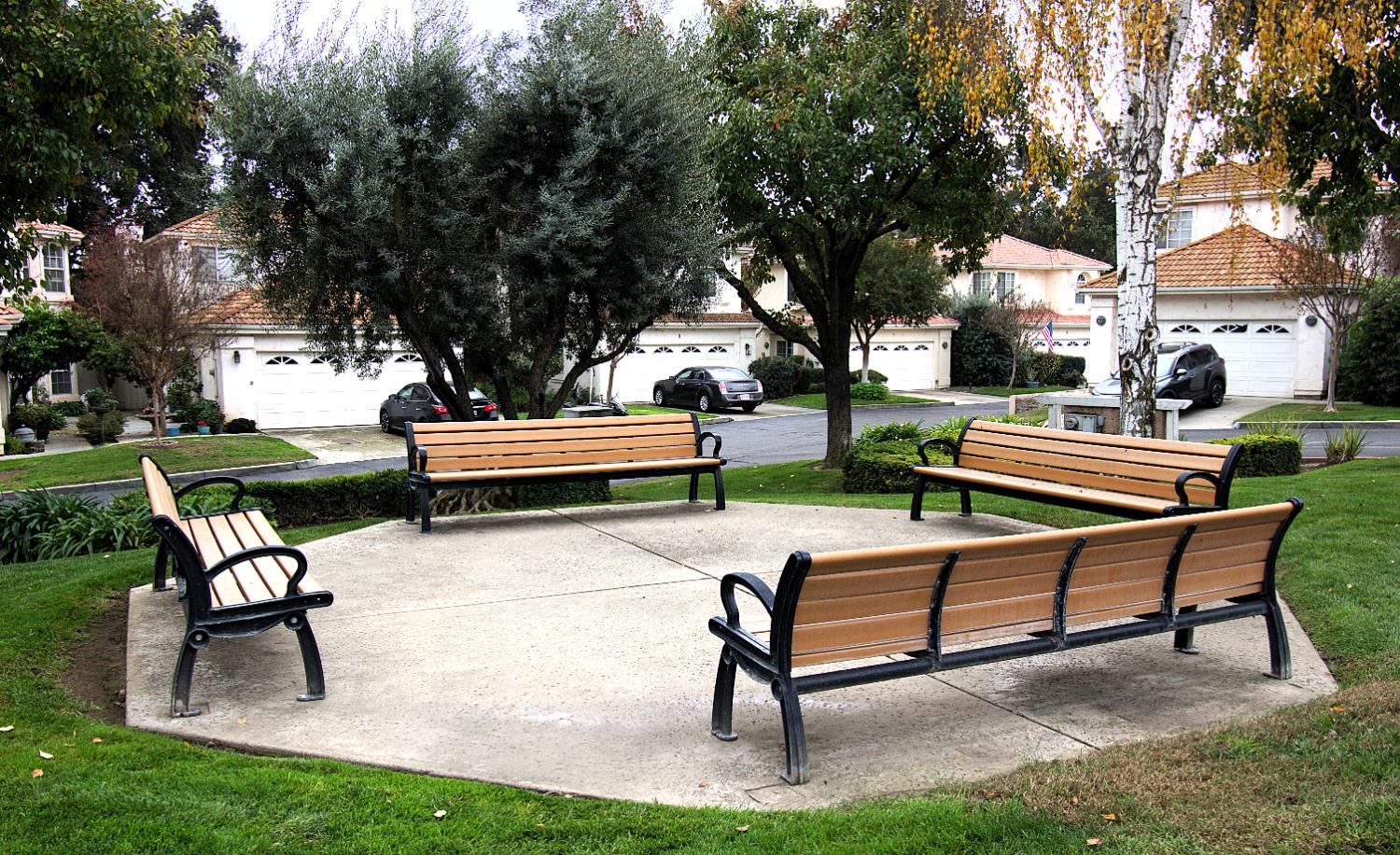 1500 Scenic Dr #12, Modesto, CA 95355