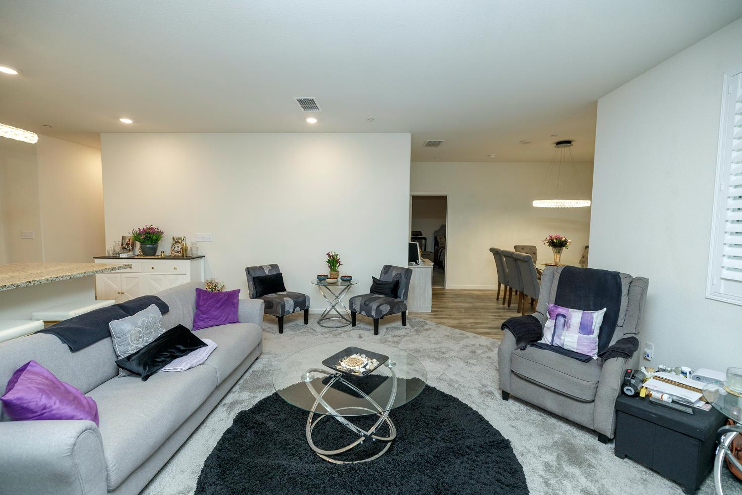 3216 Hankook Dr, Modesto, CA 95355