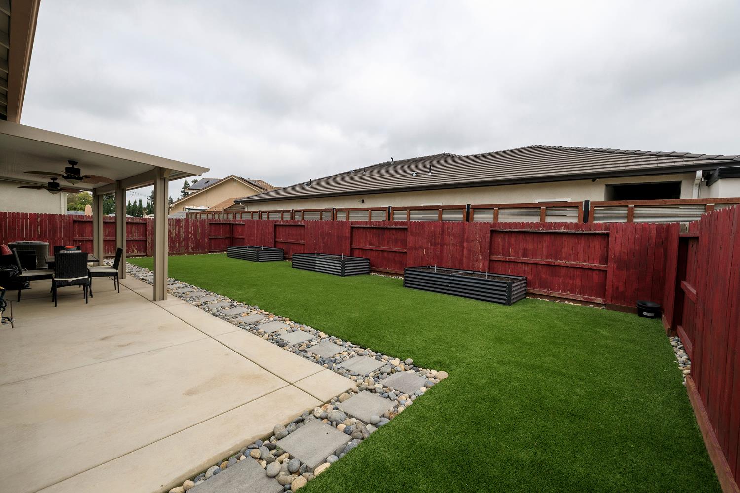 3216 Hankook Dr, Modesto, CA 95355