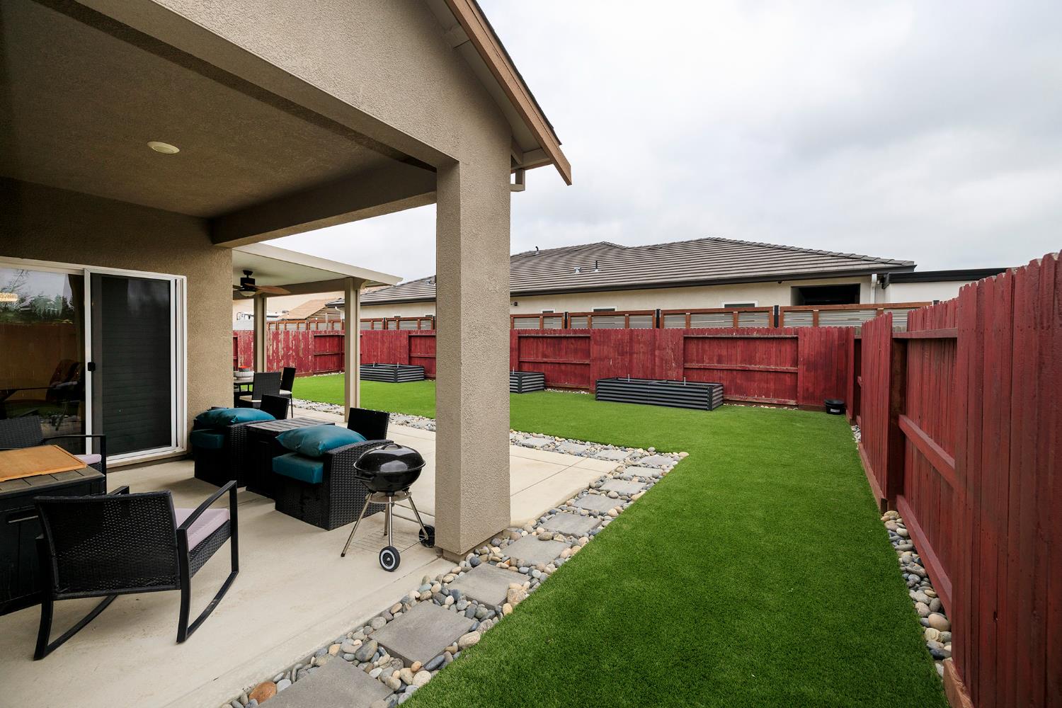 3216 Hankook Dr, Modesto, CA 95355