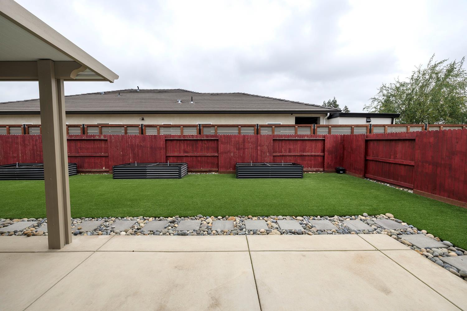 3216 Hankook Dr, Modesto, CA 95355