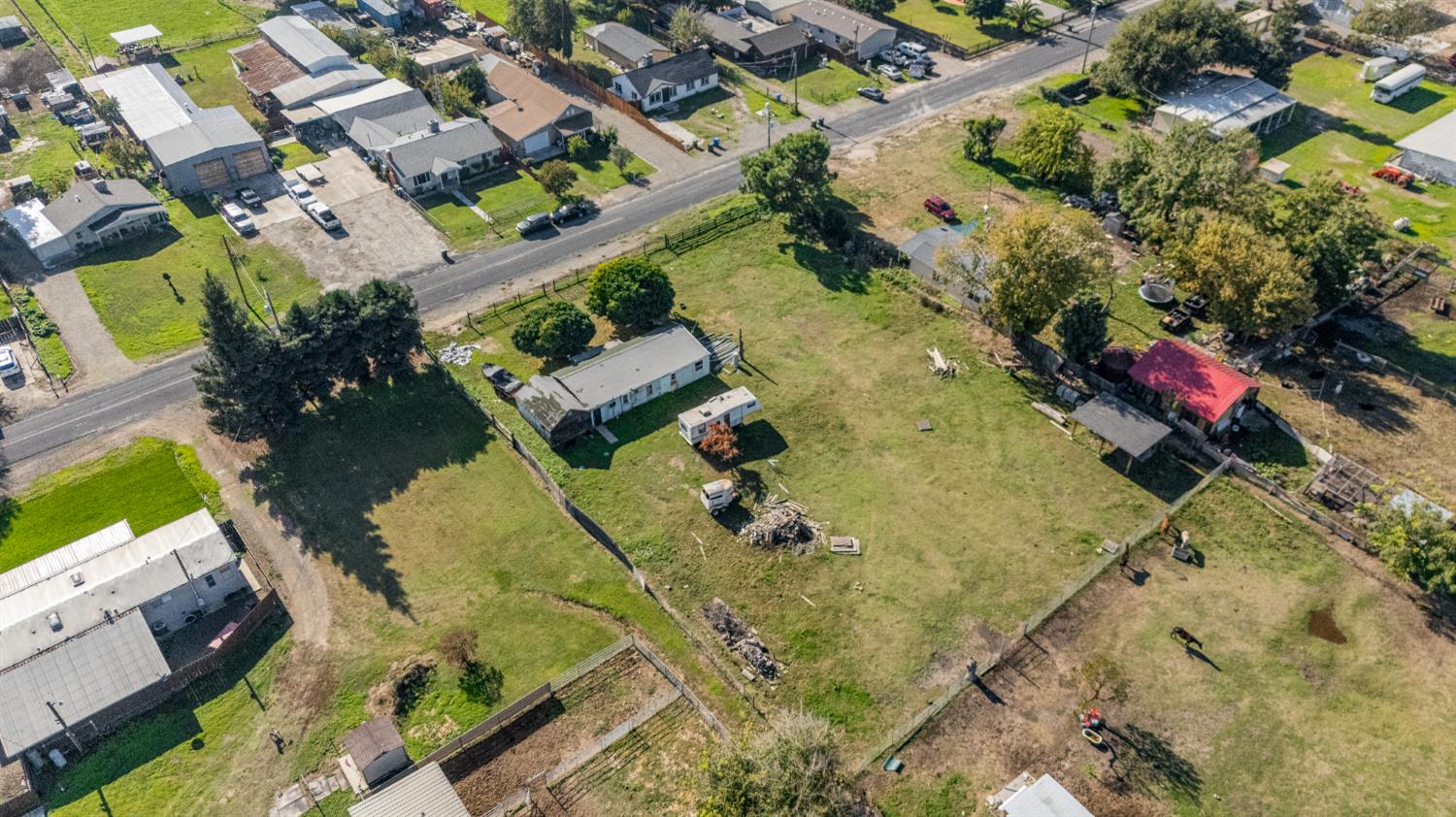 633 W Greenway Ave, Turlock, CA 95380