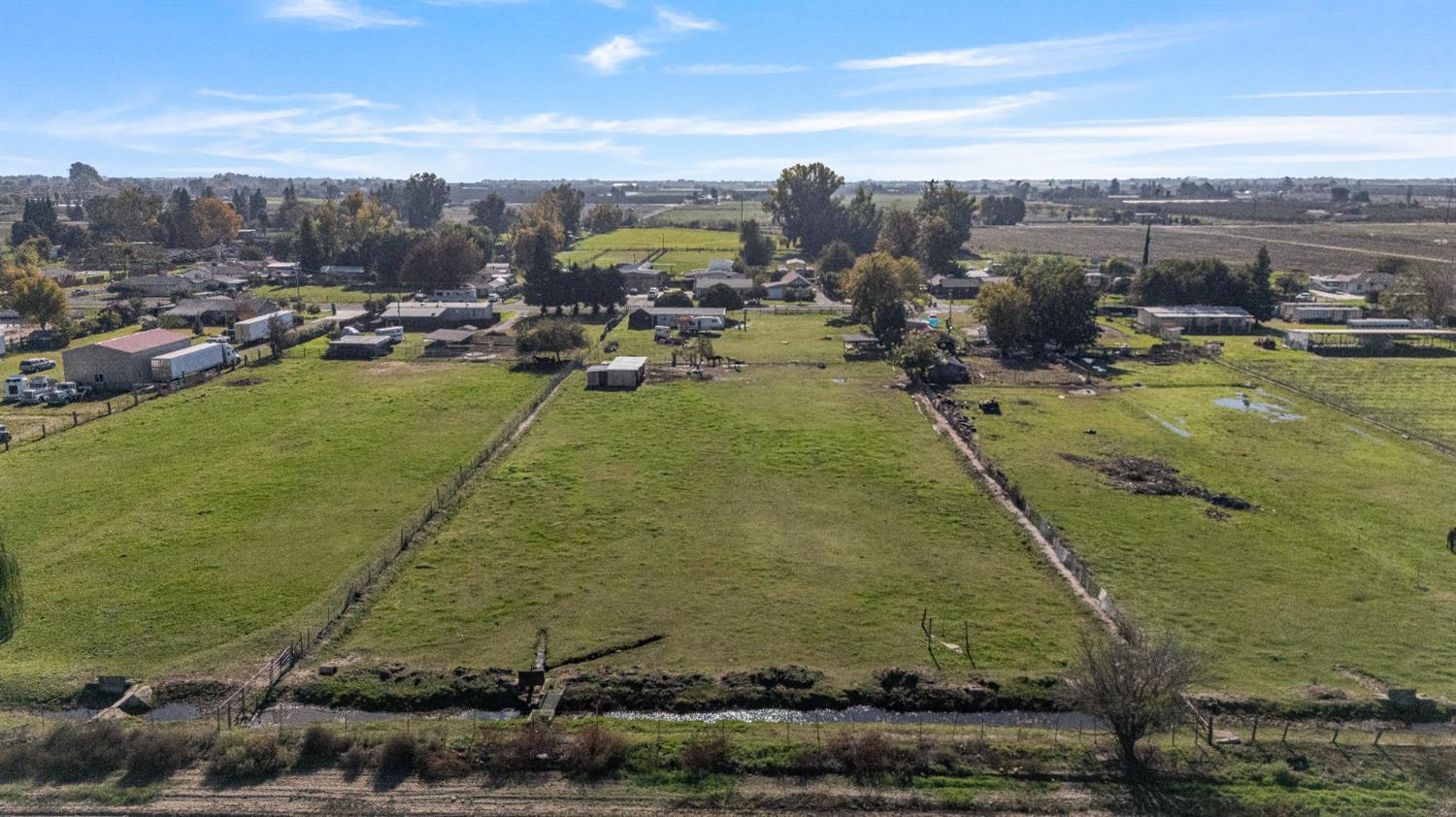 633 W Greenway Ave, Turlock, CA 95380