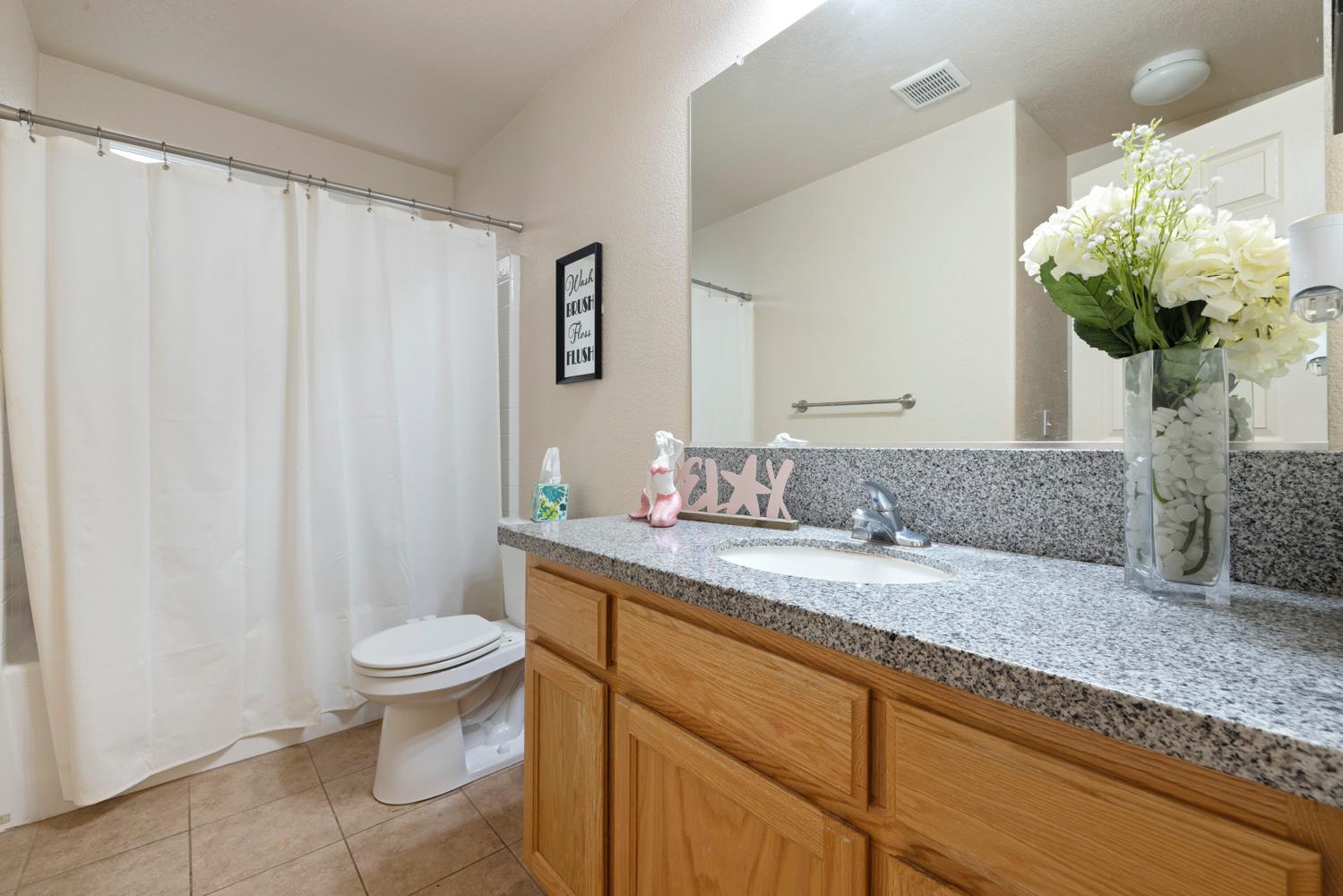 3130 Walnut Ln, Riverbank, CA 95367