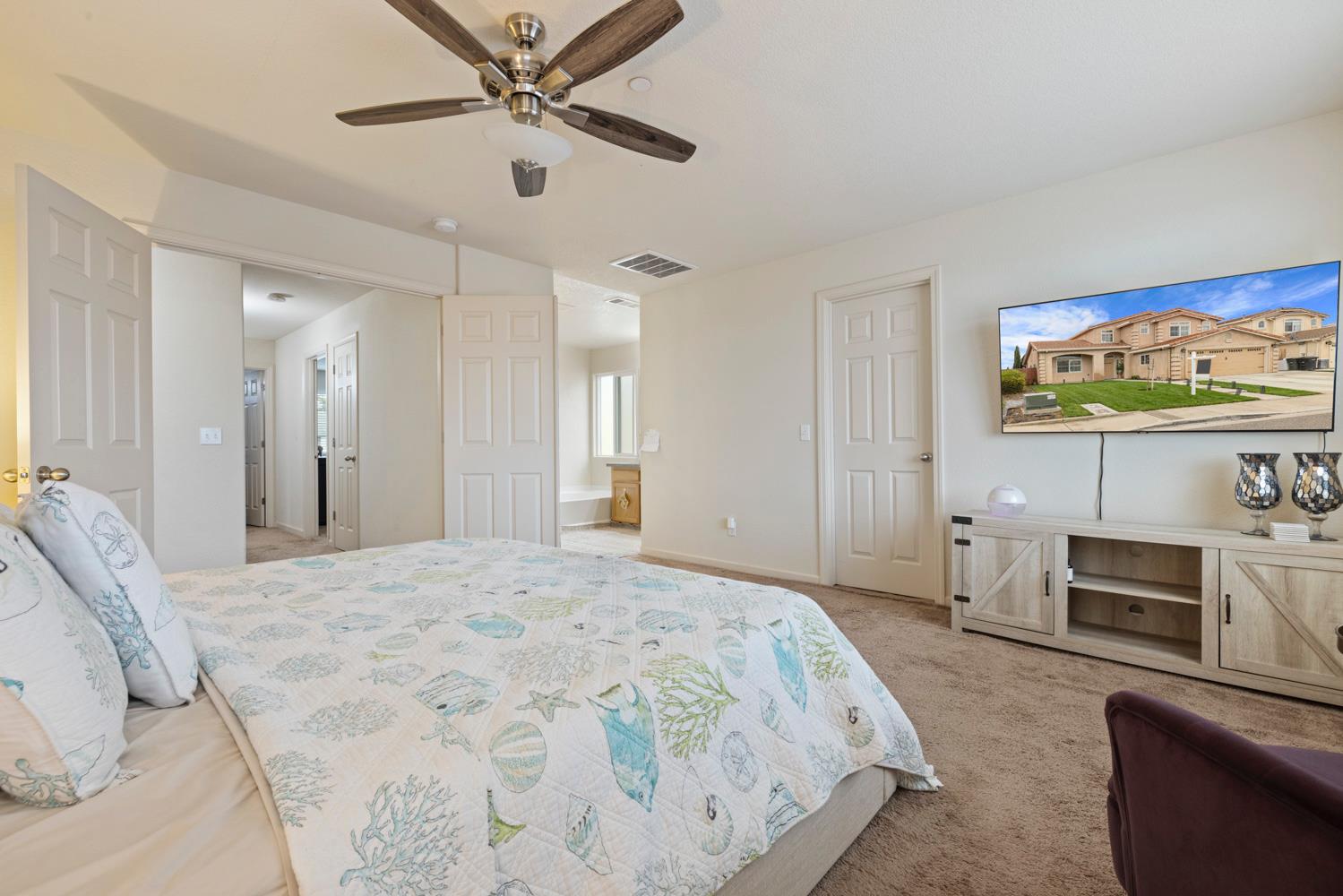 3130 Walnut Ln, Riverbank, CA 95367