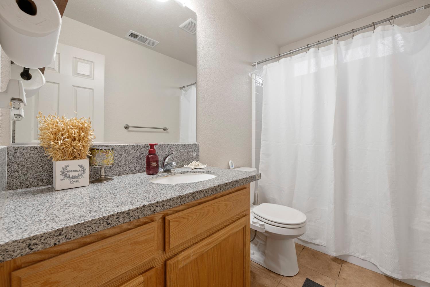 3130 Walnut Ln, Riverbank, CA 95367