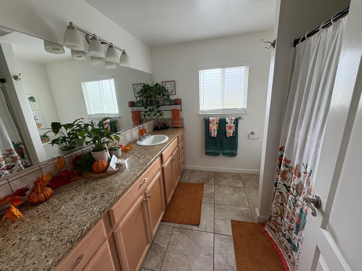 5331 Geer Rd, Hughson, CA 95326