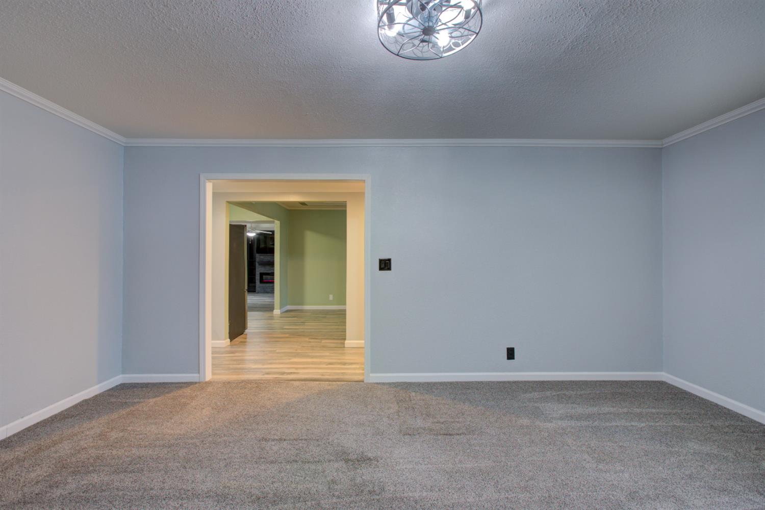 2988 Briarwood Ct, Merced, CA 95348