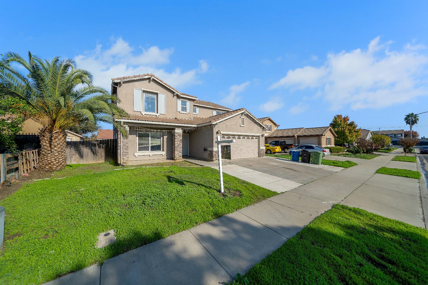 3929 Mira Sol Dr, Ceres, CA 95307