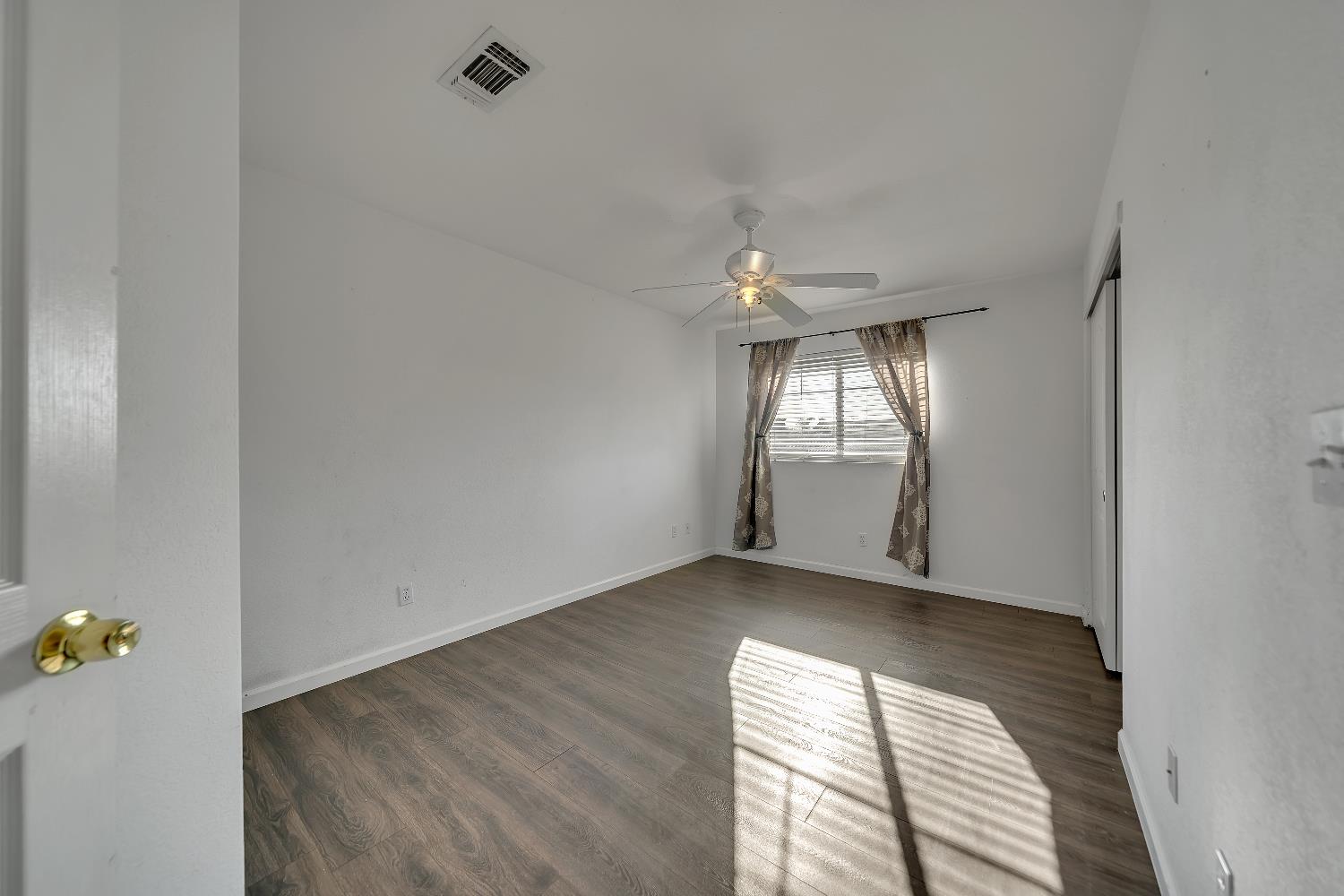 3929 Mira Sol Dr, Ceres, CA 95307