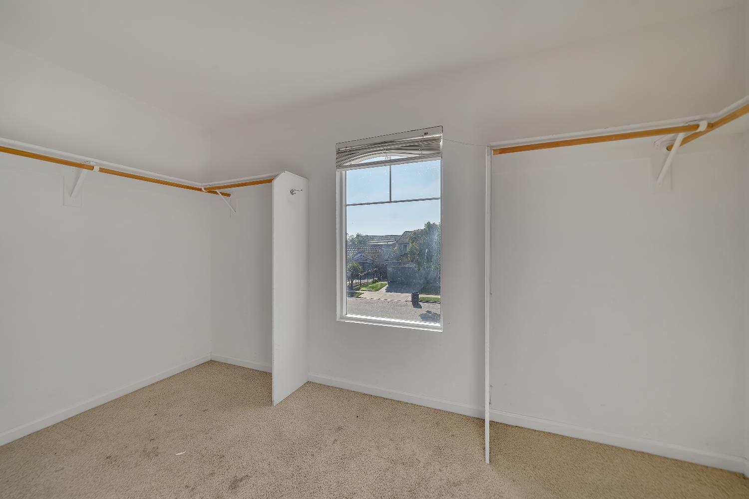 3929 Mira Sol Dr, Ceres, CA 95307