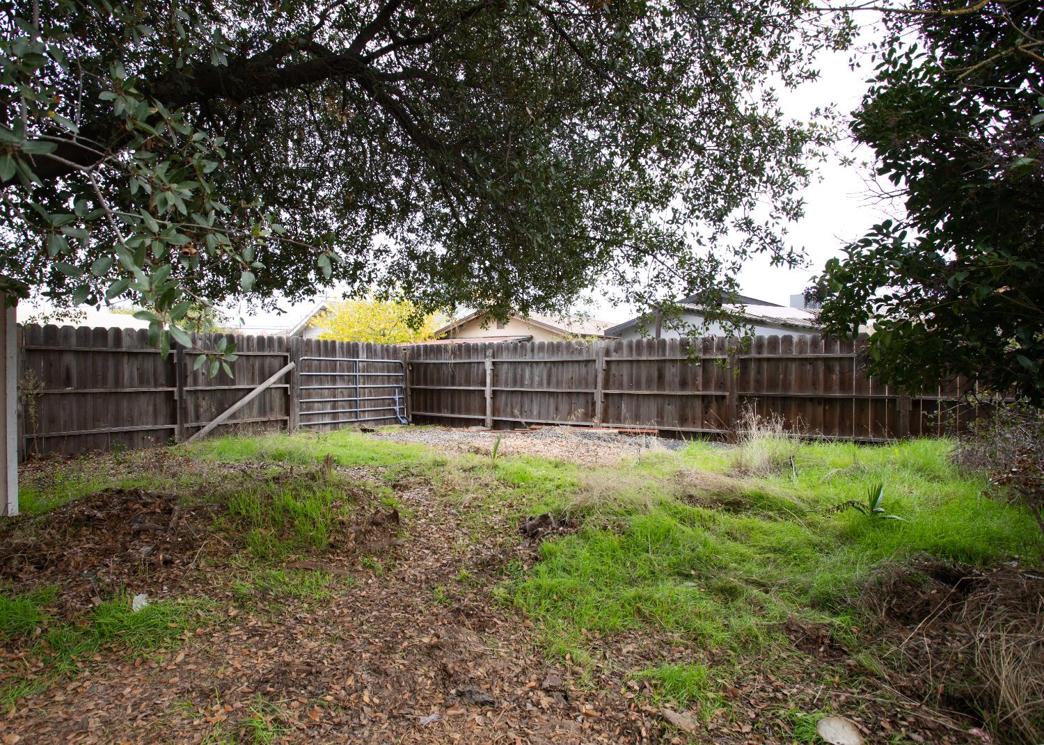 1223 Poplar St, Oakdale, CA 95361