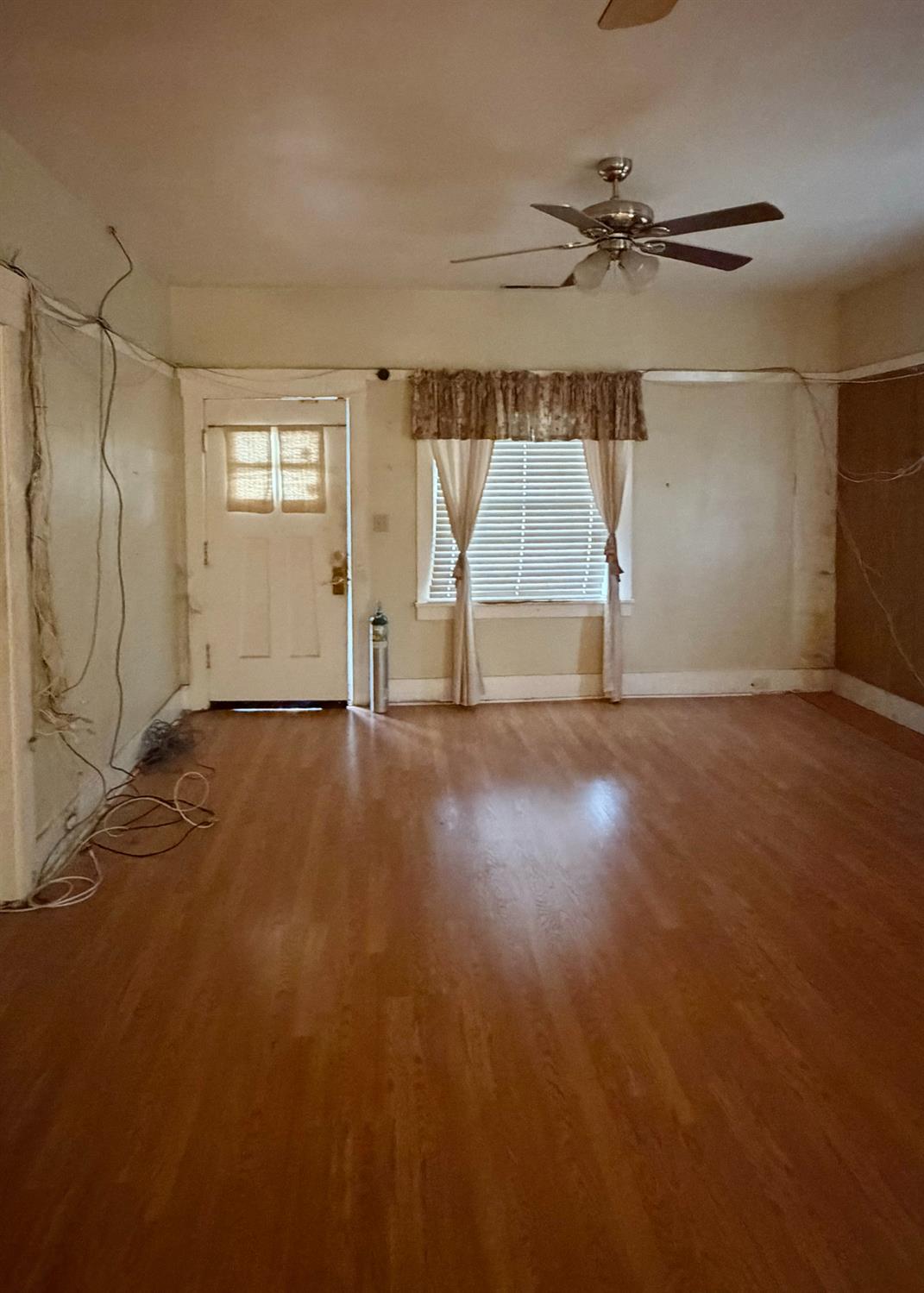 1223 Poplar St, Oakdale, CA 95361